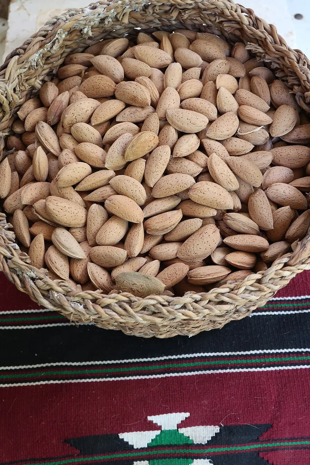 Almond köfte (fritters)